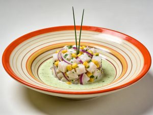 Ceviche de lubina y cocina nikkei en La Moraleja | Restaurante Six